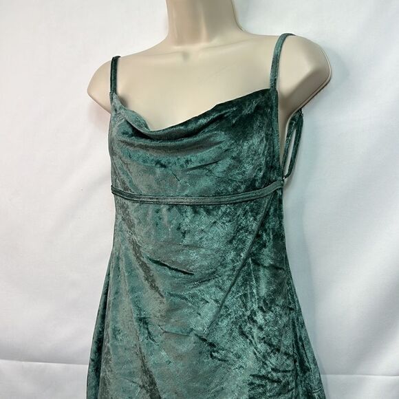 Free People Intimately NWT All Night Velvet Tunic Evergreen small - Picture 4 of 12